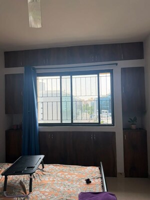 Bedroom in 2 BHK Apartment at Magarpatta Daffodils Apartment, Hadapsar – for Rent