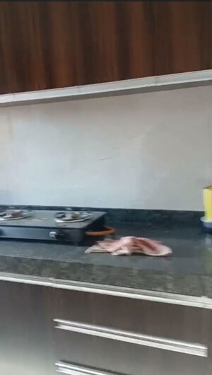 Furnished Amenities in 1.5 BHK Apartment at Paradigm El Signora, Jogeshwari West – for Sale