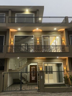4 BHK Villa For Sale in Sector 115