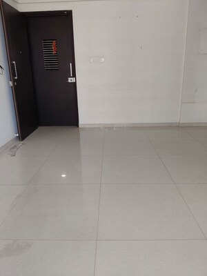 Room in 3 BHK Apartment at Kolte Patil Vivere, Goregaon West – for Rent