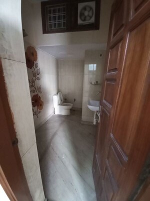 Washroom in 2 BHK Independent House at Kadipur – for Rent