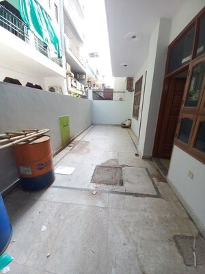 Balcony in 2 BHK Independent House at Kadipur – for Rent