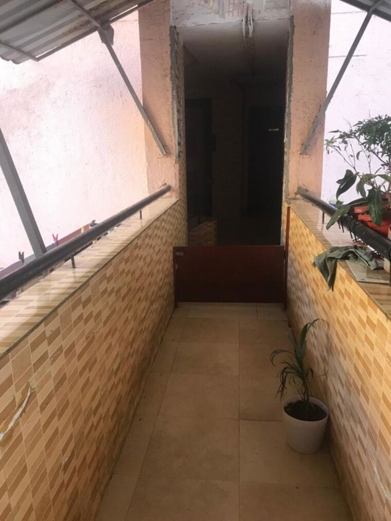 Balcony, air-india-colony 2 Bedroom 700 Sq.Ft. Apartment In Nerul Navi Mumbai 10461045