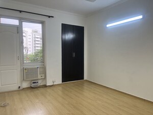 Room in 3.5 BHK Apartment at Bestech Park View City 2, Sector 49 – for Rent