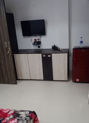 1 RK Builder Floor For Rent in Vipul Square, Sushant Lok I