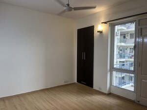Room in 3 BHK Apartment at Bestech Park View City 2, Sector 49 – for Rent