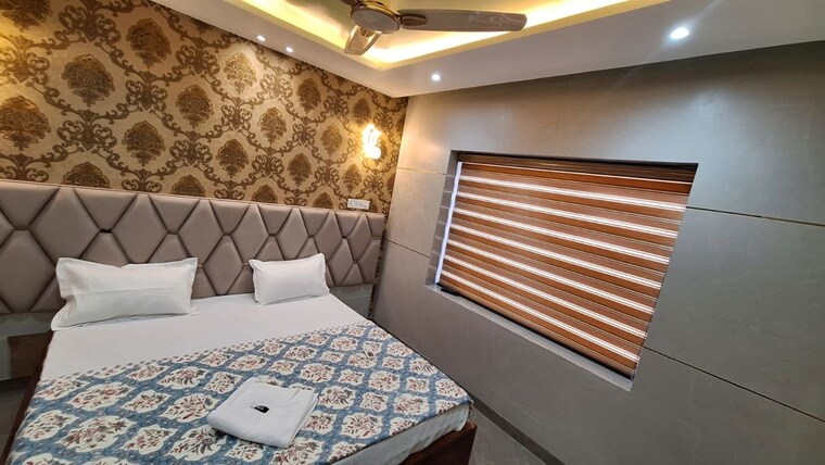 Bedroom, miller ganj 6+ Bedroom 84 Sq.Yd. Penthouse In Miller Ganj Ludhiana 10461096