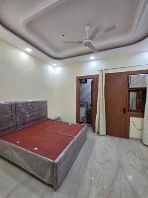 Bedroom in 2 BHK Apartment at Saket – for Rent