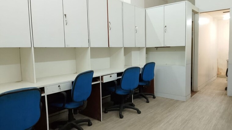 Team Area, kuber-complex Commercial Office Space 450 Sq.Ft. In Andheri West Mumbai 10461106