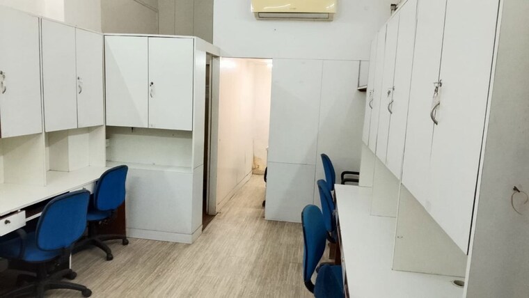 Team Area, kuber-complex Commercial Office Space 450 Sq.Ft. In Andheri West Mumbai 10461106