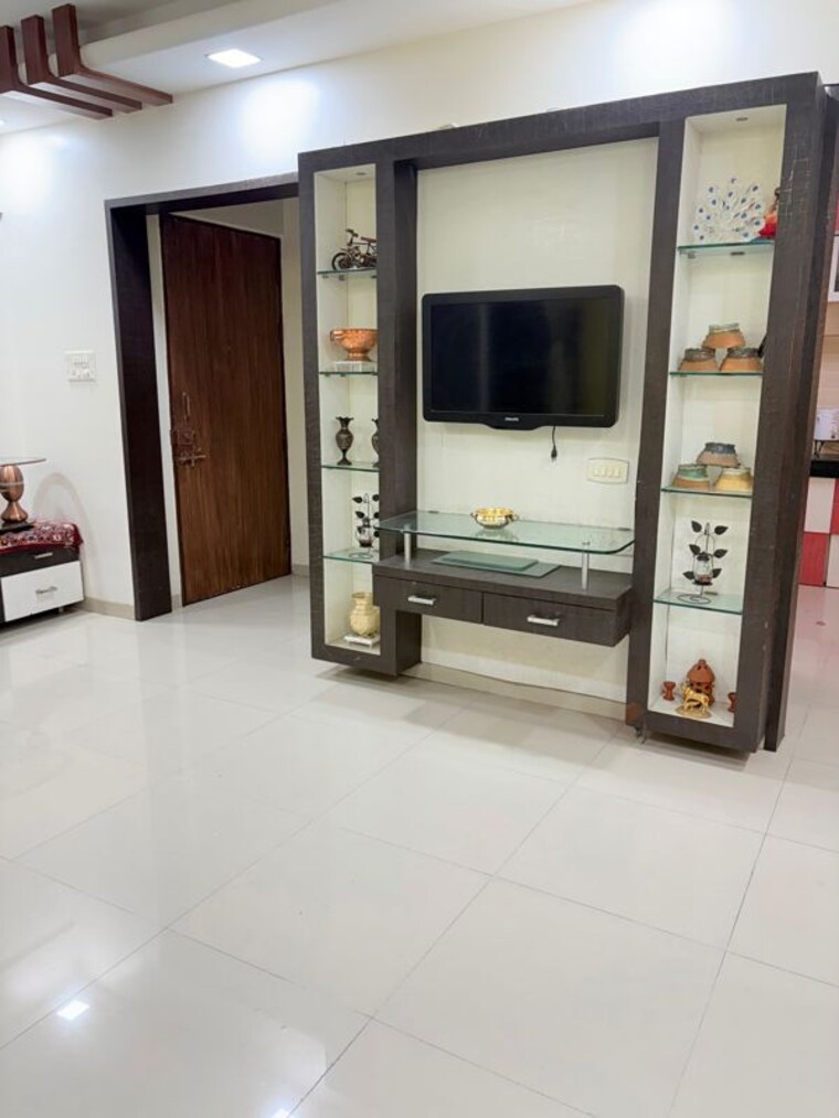 Room, kamgar putala vasahat 2 Bedroom 978 Sq.Ft. Apartment In Kamgar Putala Vasahat Pune 10461048