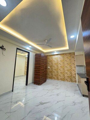 Room in 2 BHK Apartment at Saket – for Rent