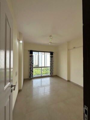 Room in 2 BHK Apartment at Divine Aspen Garden, Goregaon East – for Sale