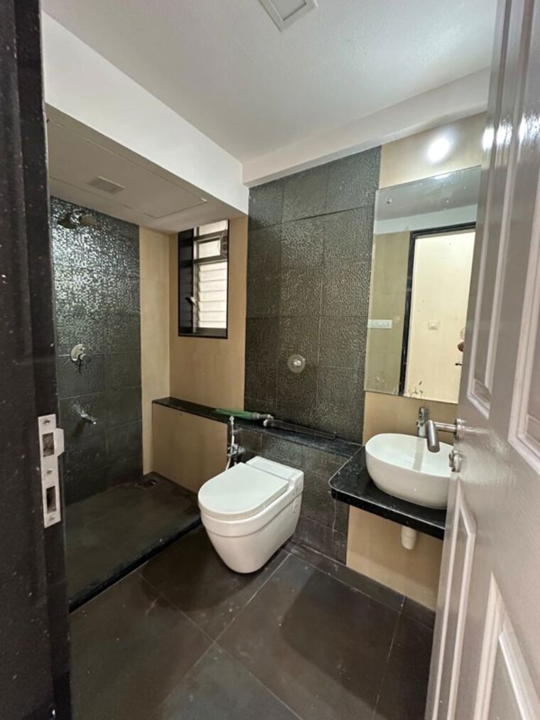 Bathroom, divine-aspen-garden 2 Bedroom 700 Sq.Ft. Apartment In Goregaon East Mumbai 10461135
