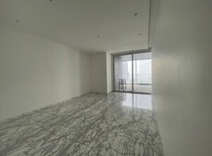 Room in 4 BHK Apartment at Oberoi Three Sixty West, Worli – for Rent