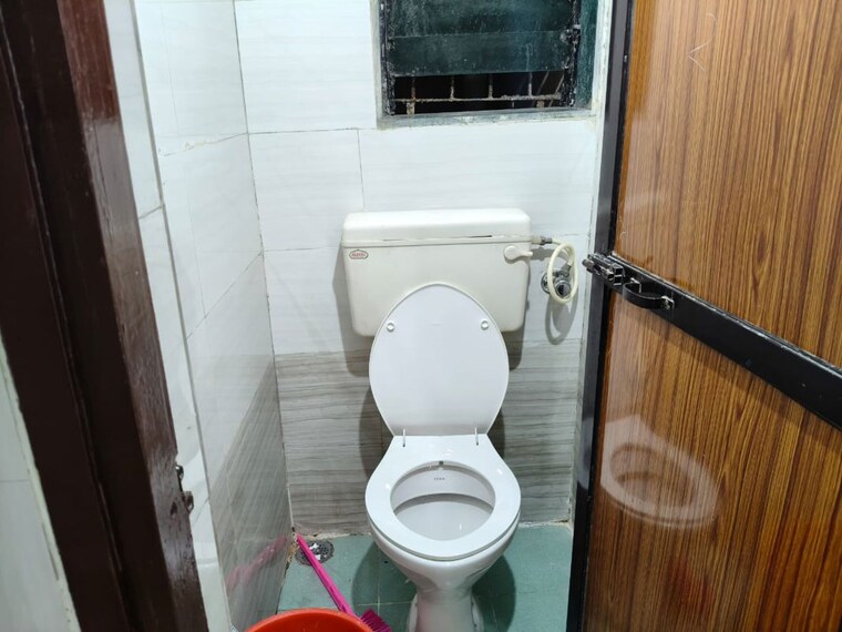 Bathroom, safal-complex 1 Bedroom 460 Sq.Ft. Apartment In Nerul Navi Mumbai 10461147