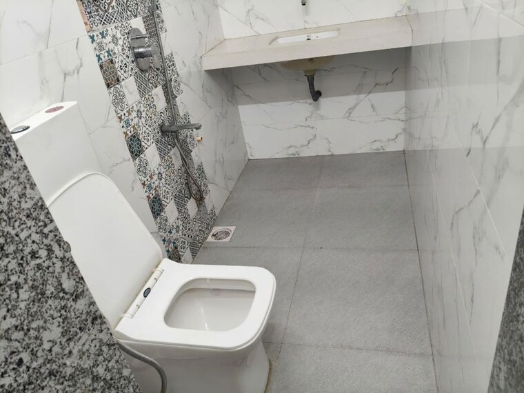Bathroom, army-welfare-chs 3.5 Bedroom 1280 Sq.Ft. Apartment In Nerul Navi Mumbai 10461176