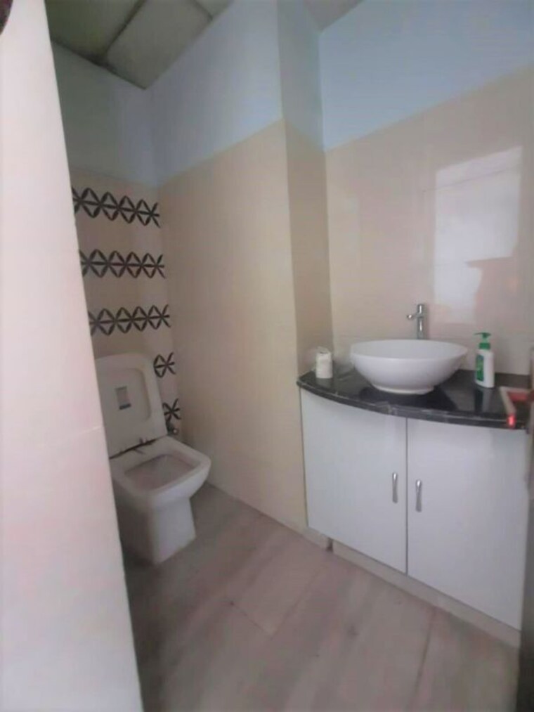 Bathroom, koregaon park Commercial Office Space 5000 Sq.Ft. In Koregaon Park Pune 10461179