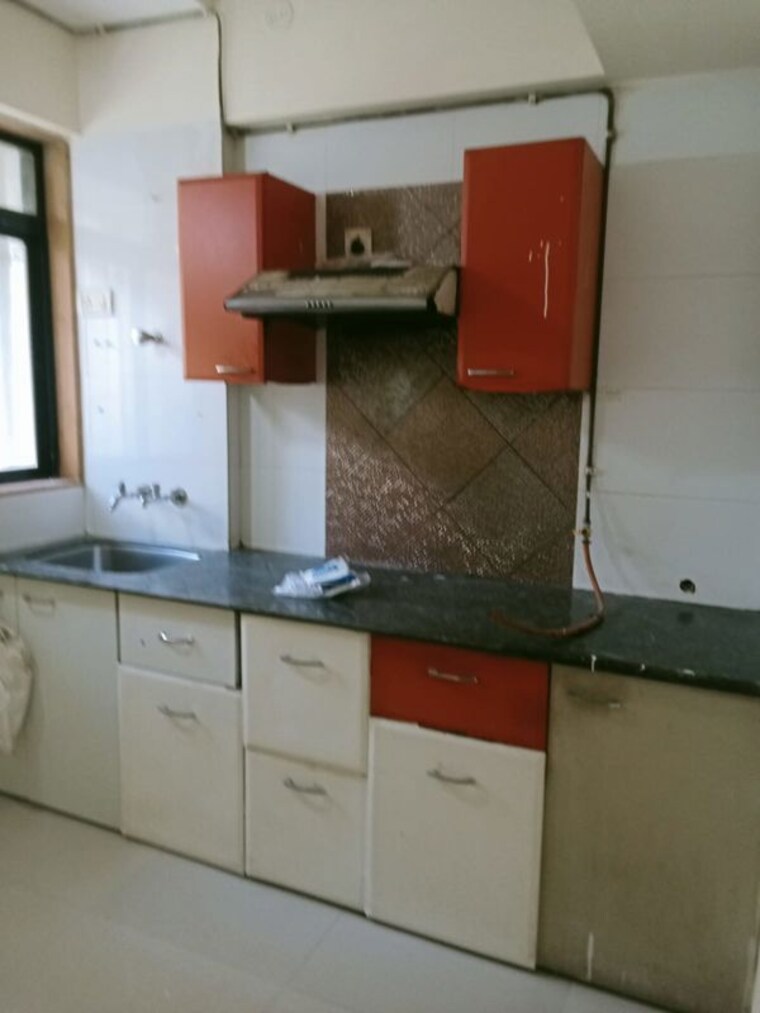 Kitchen, puranik-hometown 1.5 Bedroom 650 Sq.Ft. Apartment In Ghodbunder Road Thane 10461199
