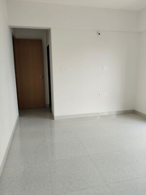 Room in 2 BHK Apartment at Atmiya Centria, Santacruz East – for Rent