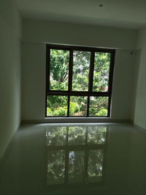 Room in 2 BHK Apartment at Atmiya Centria, Santacruz East – for Rent