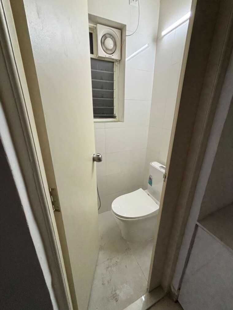 Bathroom, gangadham-apartment 1 Bedroom 650 Sq.Ft. Apartment In Market Yard Pune 10461198