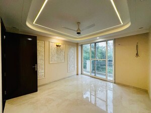 Room in 4 BHK Builder Floor at Vasant Kunj – for Sale