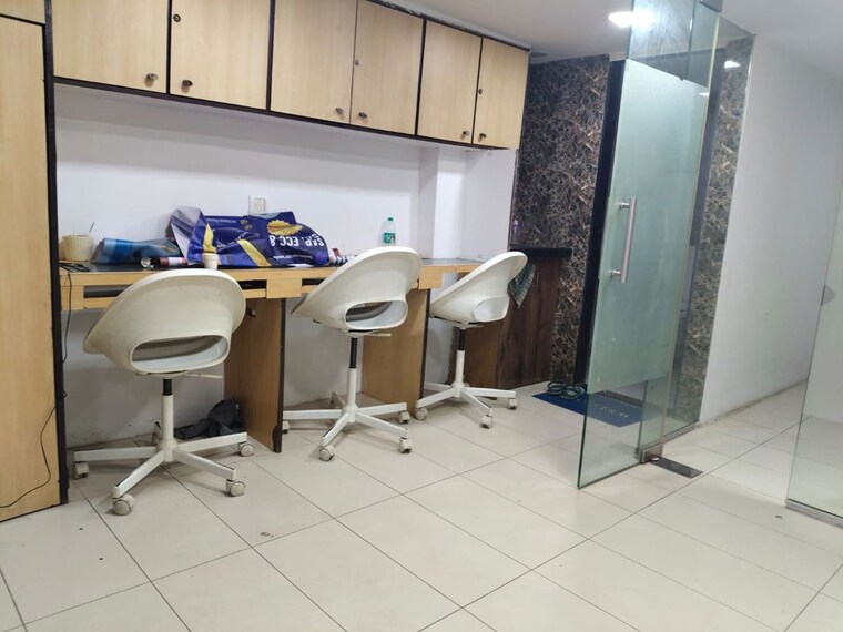 Team Area, crystal-plaza-andheri-west Commercial Office Space 450 Sq.Ft. In Andheri West Mumbai 10461215