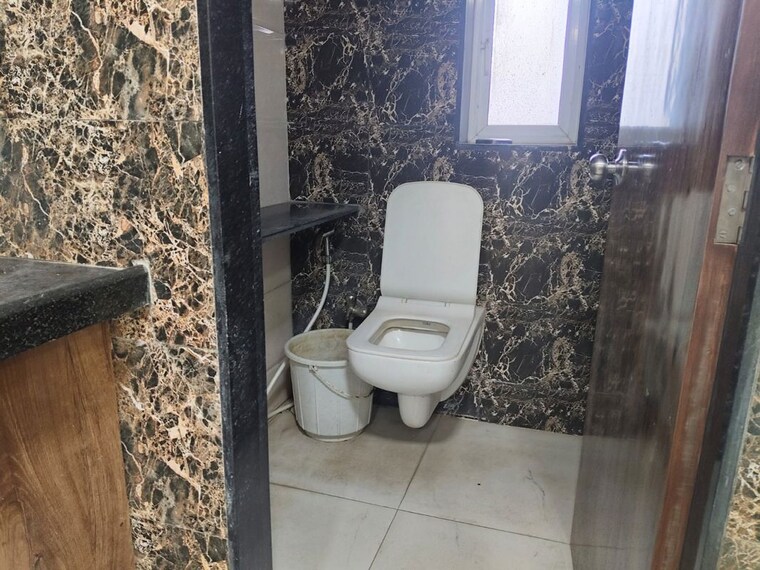 Bathroom, crystal-plaza-andheri-west Commercial Office Space 450 Sq.Ft. In Andheri West Mumbai 10461215