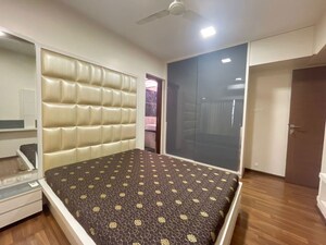 Bedroom in 2 BHK Apartment at Kabra Centroid, Santacruz East – for Rent