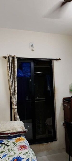 Furnished Amenities in 1 BHK Apartment at Dosti Desire, Brahmand – for Rent