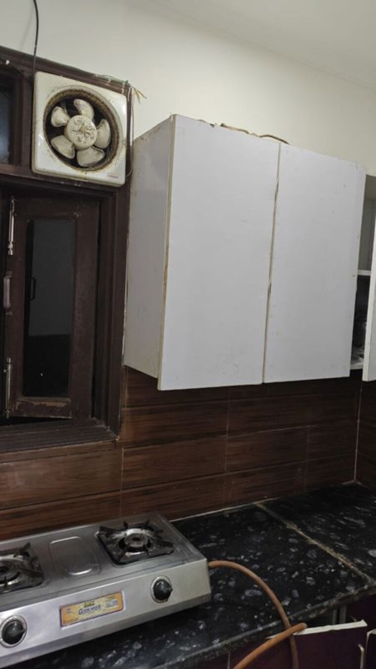 undefined, dlf farms 1 Bedroom 450 Sq.Ft. Builder Floor In Dlf Farms Delhi 10439605