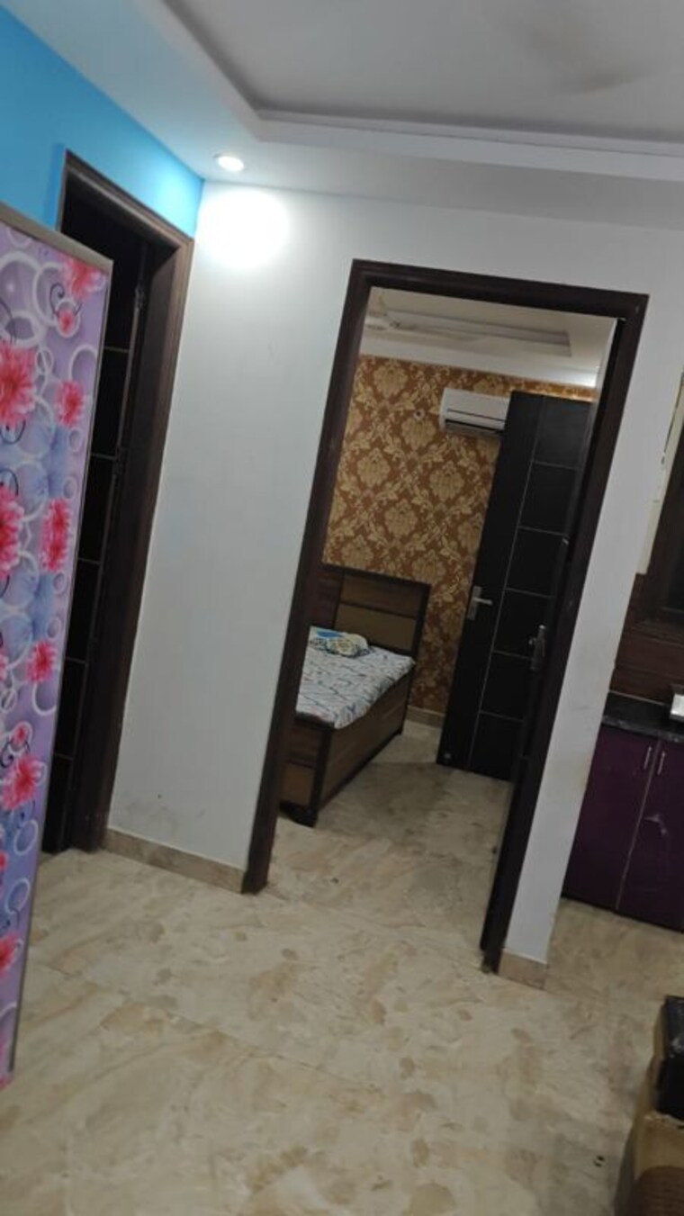 undefined, dlf farms 1 Bedroom 450 Sq.Ft. Builder Floor In Dlf Farms Delhi 10439605