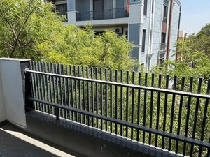 Balcony in 1 RK Builder Floor at Mohyal Colony – for Rent