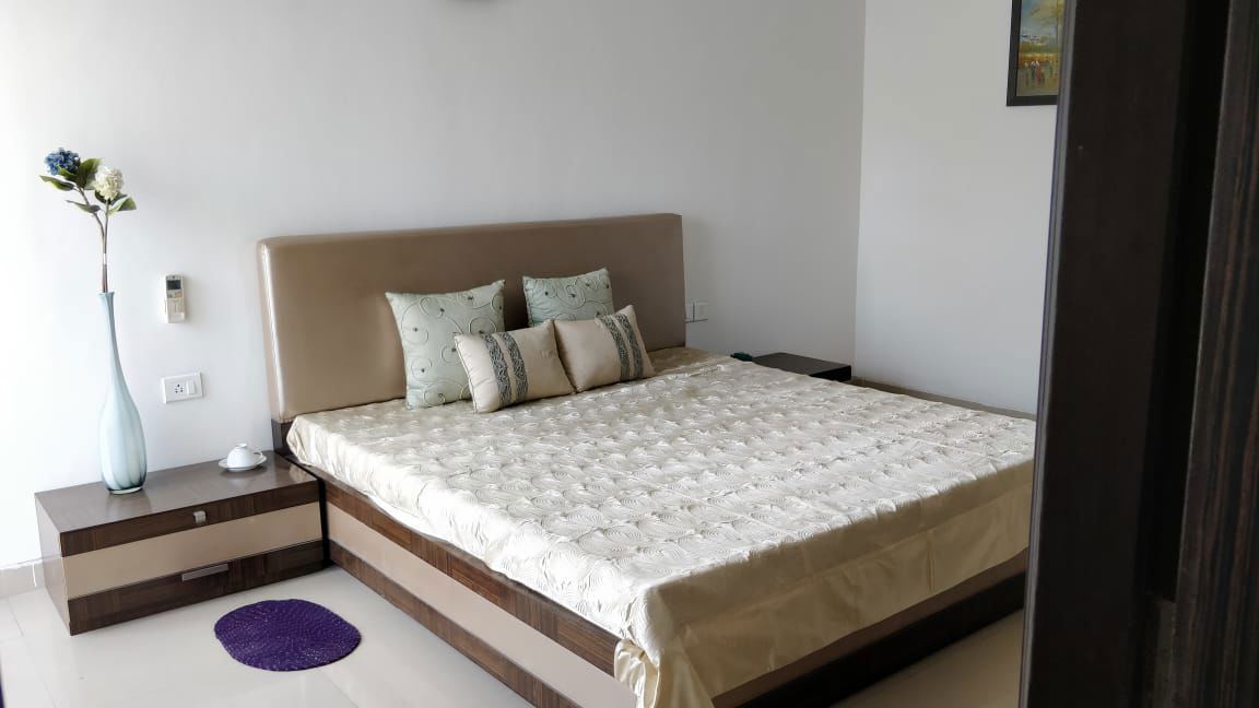 4 BHK + Servant Room 2700 Sq.Ft. Apartment in Satya The Hermitage