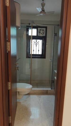 Building Lobby in 3 BHK Builder Floor at Sarvapriya Vihar – for Rent