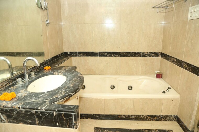 undefined, excellency-chs 4 Bedroom 2200 Sq.Ft. Apartment In Andheri West Mumbai 10461309