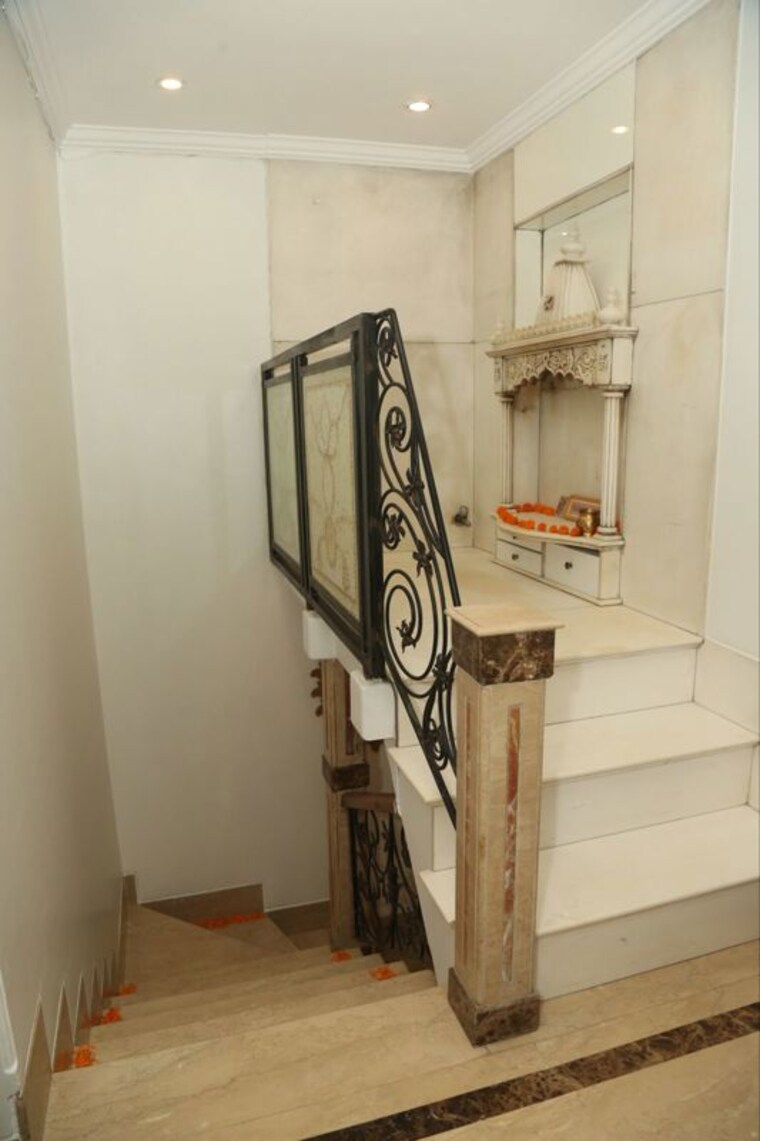 undefined, excellency-chs 4 Bedroom 2200 Sq.Ft. Apartment In Andheri West Mumbai 10461309