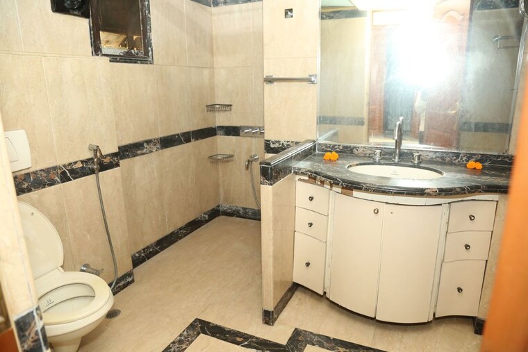 Team Area, excellency-chs 4 Bedroom 2200 Sq.Ft. Apartment In Andheri West Mumbai 10461309