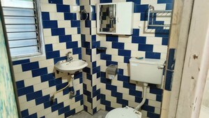 Team Area in 2 BHK Apartment at Savitri Smriti CHS, Santacruz East – for Rent