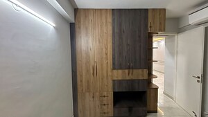 Furnished Amenities in 3 BHK Apartment at Signature Global City, Sector 37d – for Rent