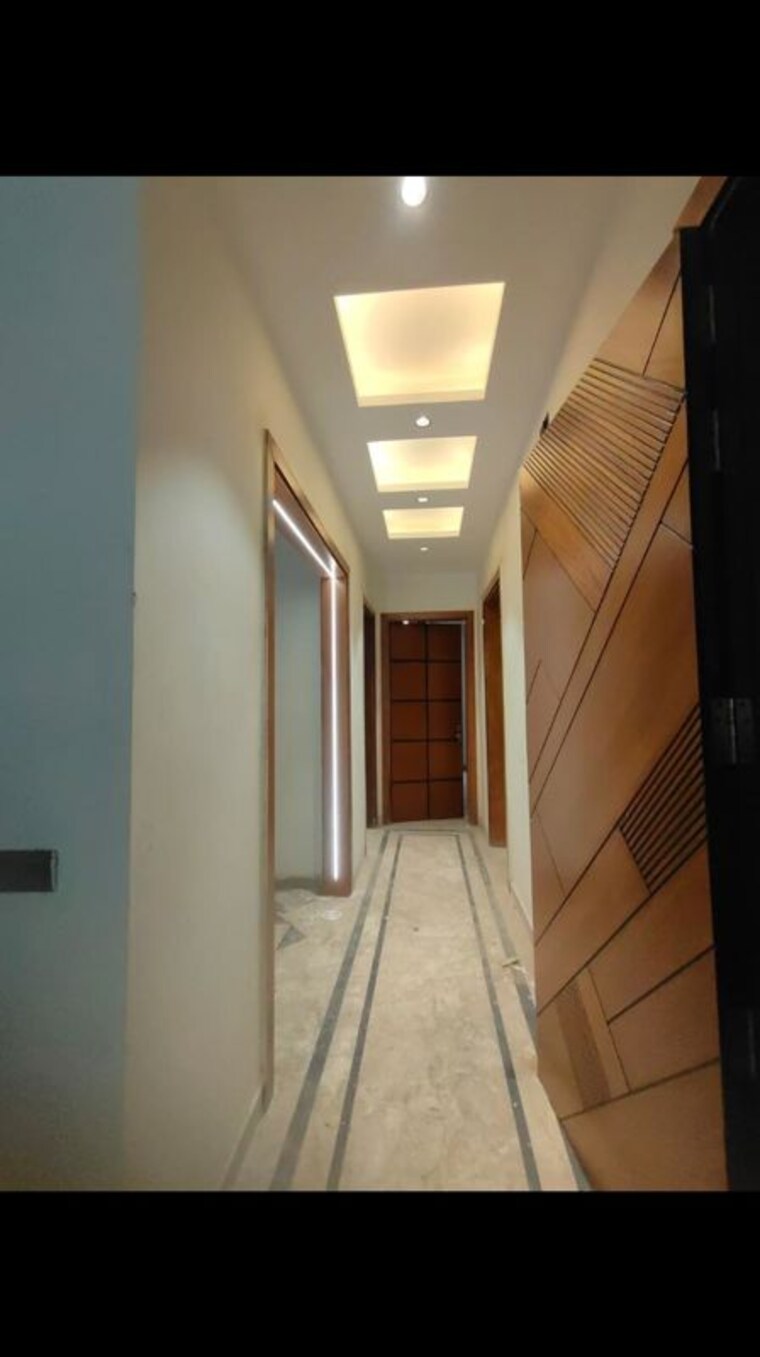 undefined, dlf-silver-oaks 2 Bedroom 1270 Sq.Ft. Builder Floor In Sector 26 Gurgaon 10461318