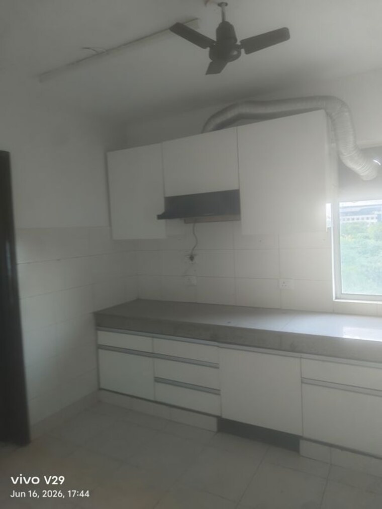 Kitchen, the-rama-apartment 4 Bedroom 2550 Sq.Ft. Apartment In Sector 43 Gurgaon 10461333
