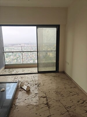 Room in 5 BHK Apartment at Tata 88 East, Alipore – for Sale