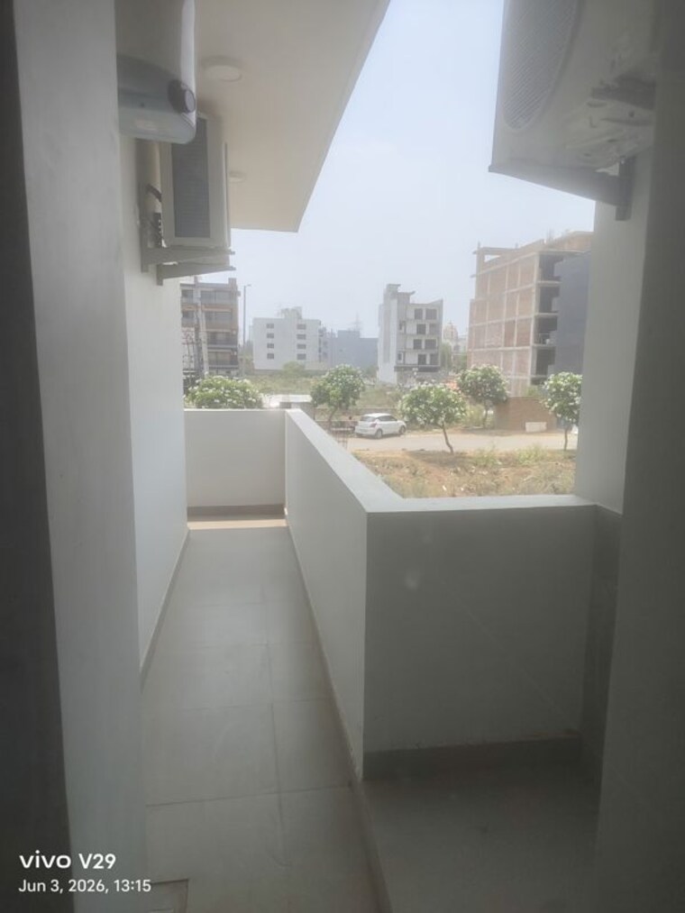 Balcony, millenium-bajrang-society 4 Bedroom 2700 Sq.Ft. Apartment In Sector 43 Gurgaon 10461351