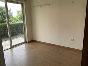Room in 3 BHK Apartment at Emaar Imperial Gardens, Sector 102 – for Sale