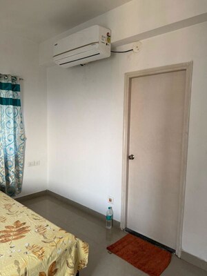 Room in 2 BHK Apartment at Ps Panache, Salt Lake City – for Rent
