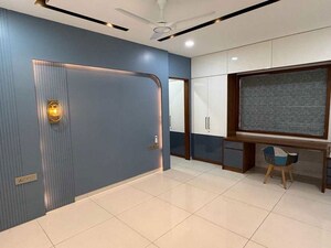 Room in  Villa at Rajapushpa Green Dale, Tellapur – for Rent