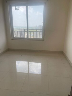 Room in 3 BHK Apartment at Adani M2K Oyster Grande, Sector 102 – for Rent