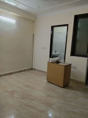 Room in 2 BHK Builder Floor at Mehrauli – for Rent